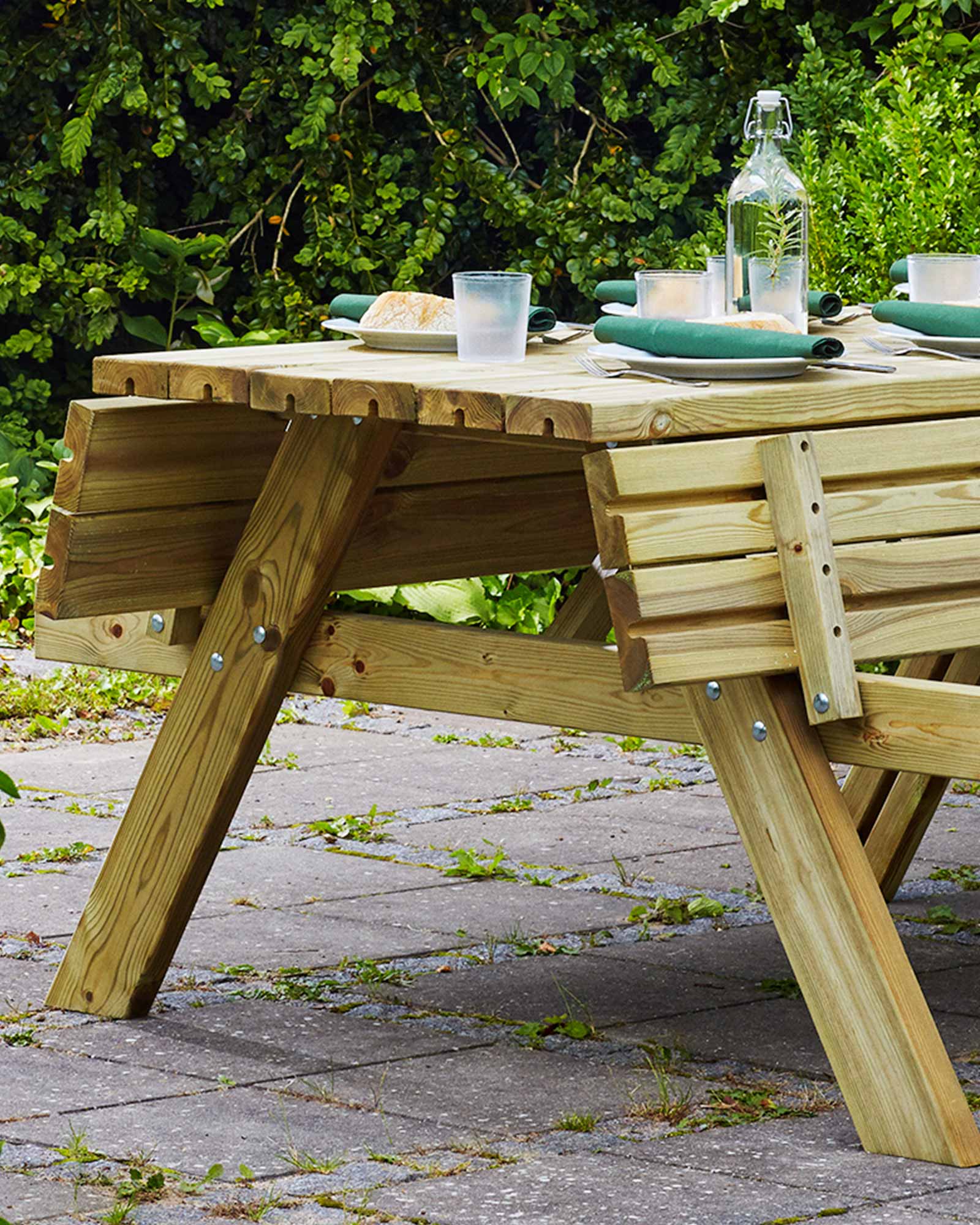 Closeup of the A-frame from a picnic table